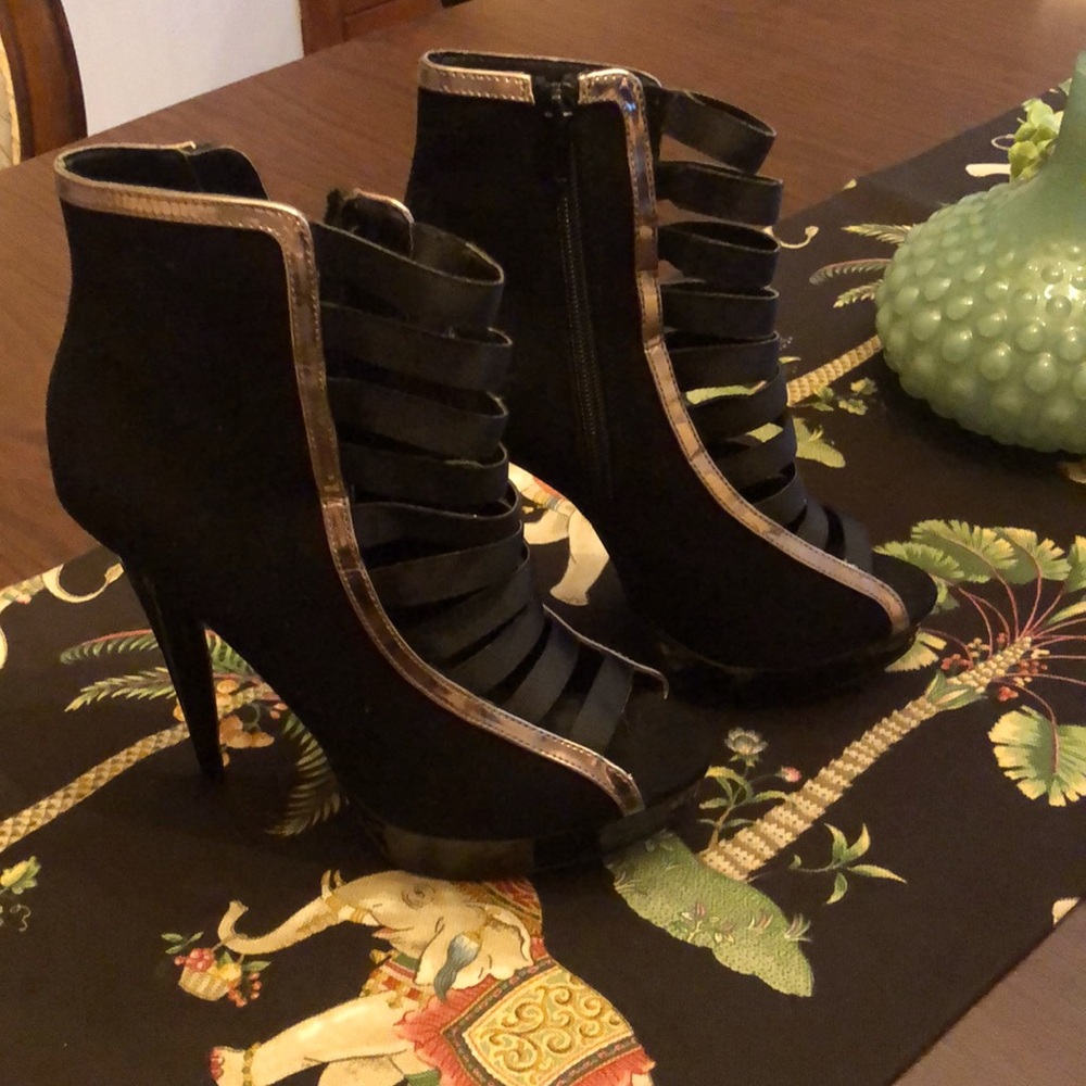 Gold Velvet Strap heels size 8